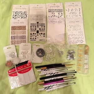 Nail Art Kit with Brushes and Decoration Accessories